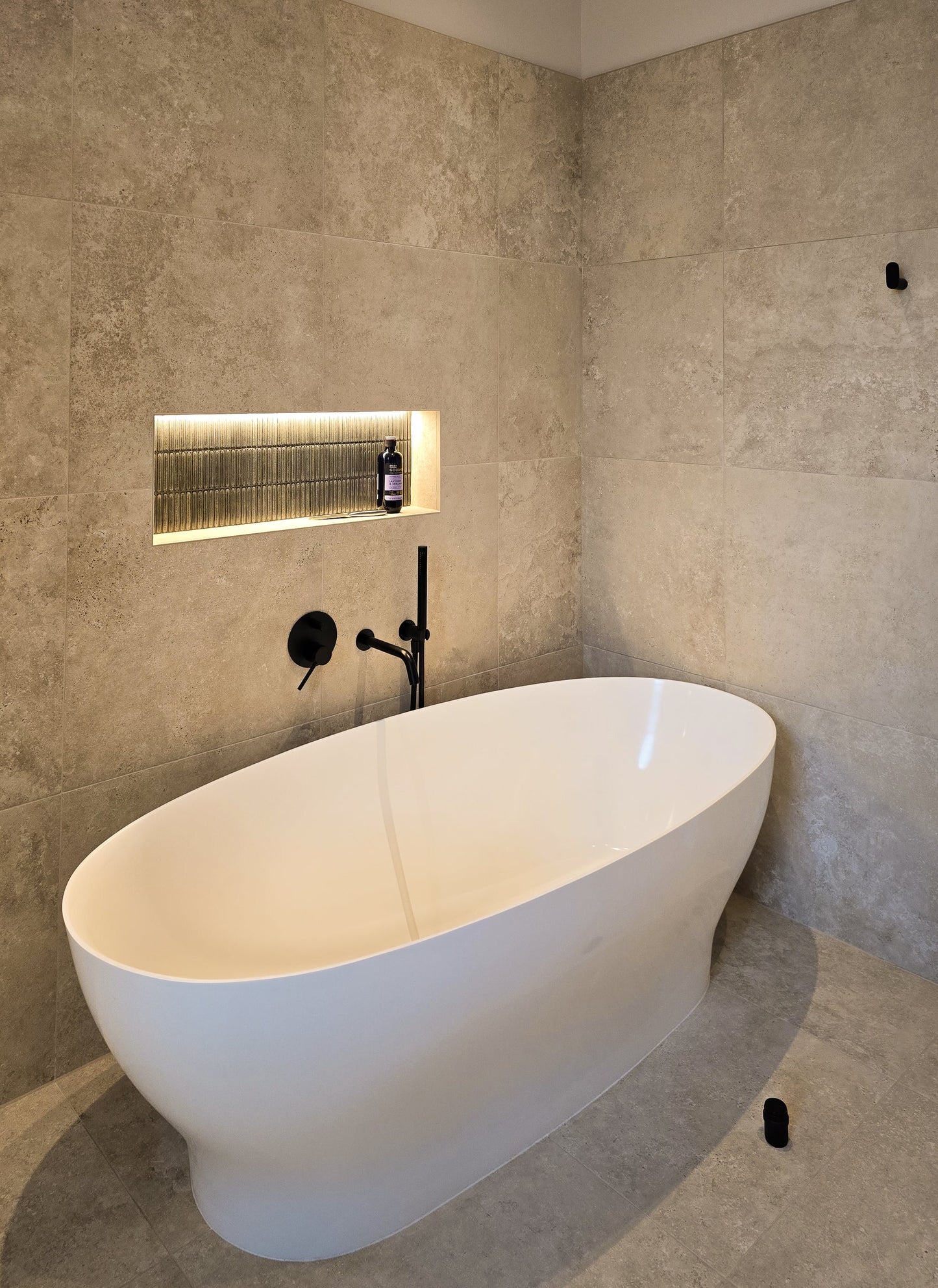 Formativo Gold Cross Cut and Bamboo Lustre Teal - Bathroom, London