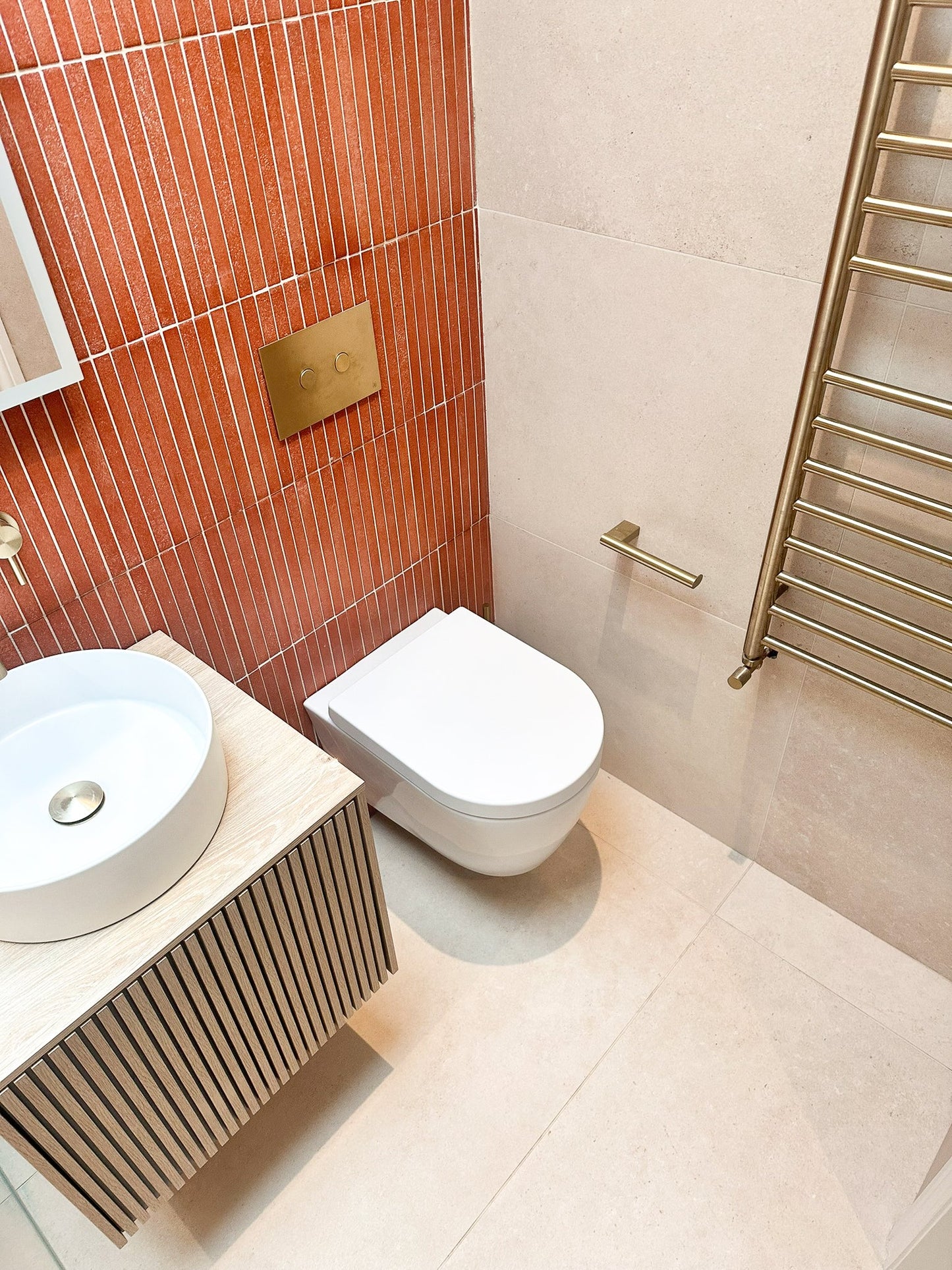 Aesthetic Ivory and Imprunetta Lungo 03 - Ensuite, London