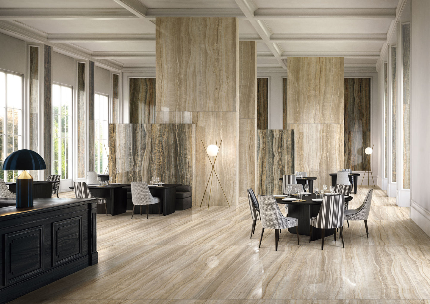 Onici Almond (Glossy)