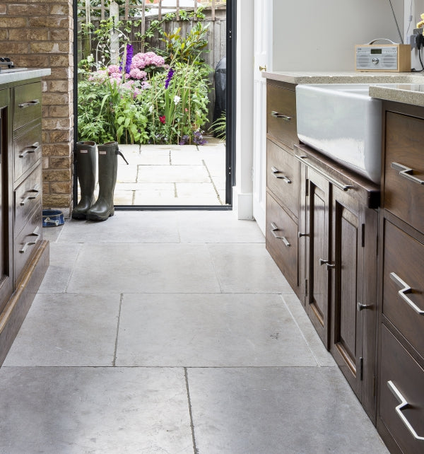 Amaya Tumbled Finish