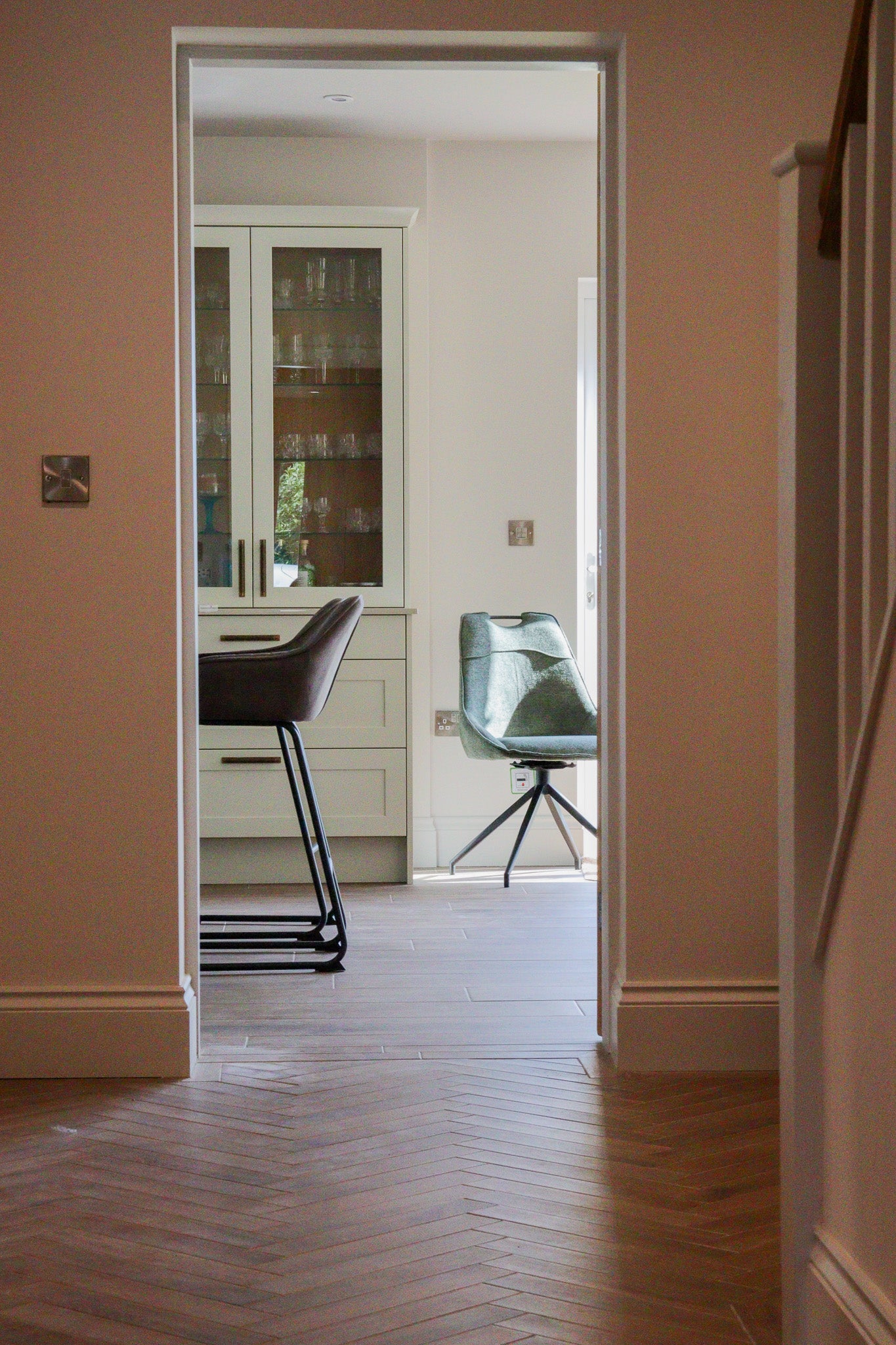 Remy Nut Herringbone