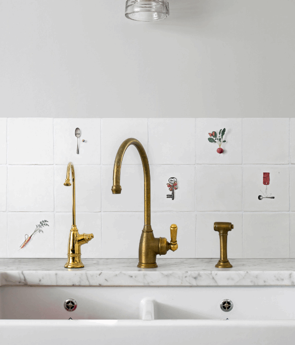 Angove Menagerie Ceramic Dragonfly