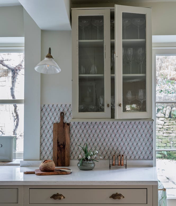 Aventuras Porcelain Malla Olive