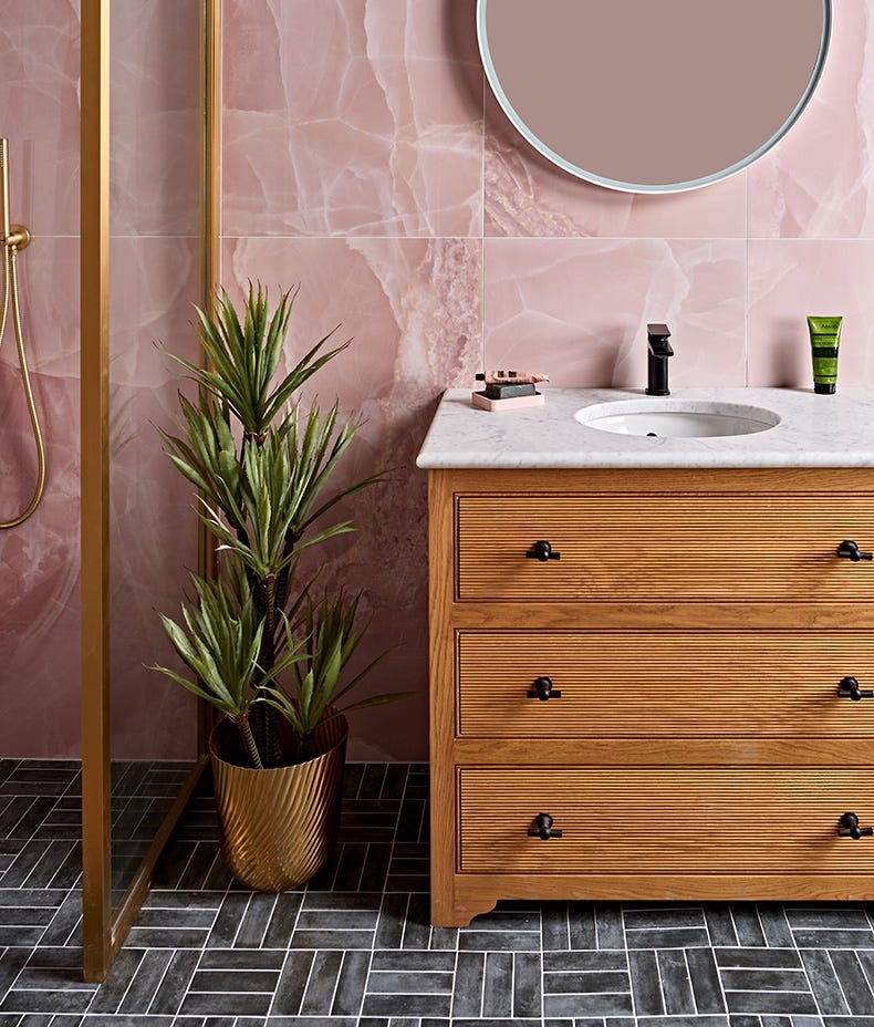 Hollywood Porcelain Rose