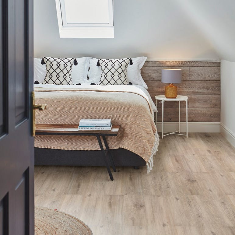 New Forest Lyndhurst Plank Textured Finish