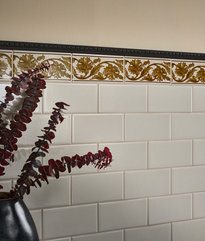 Ornamento Composite Trim Luxe