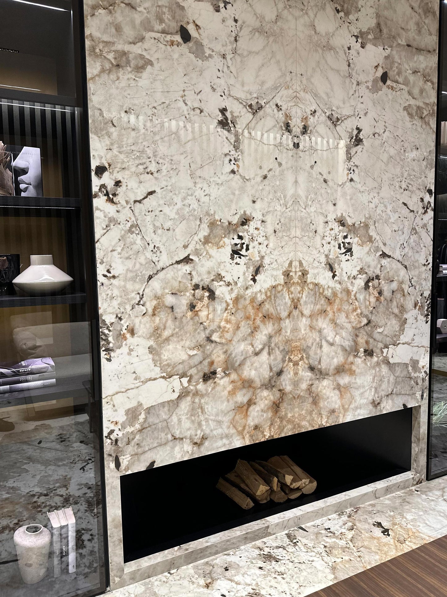 Marmi Tundra Bookmatched (Matte)