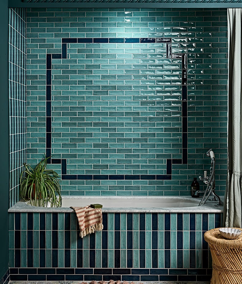 Petite Porcelain Blue Gloss Finish