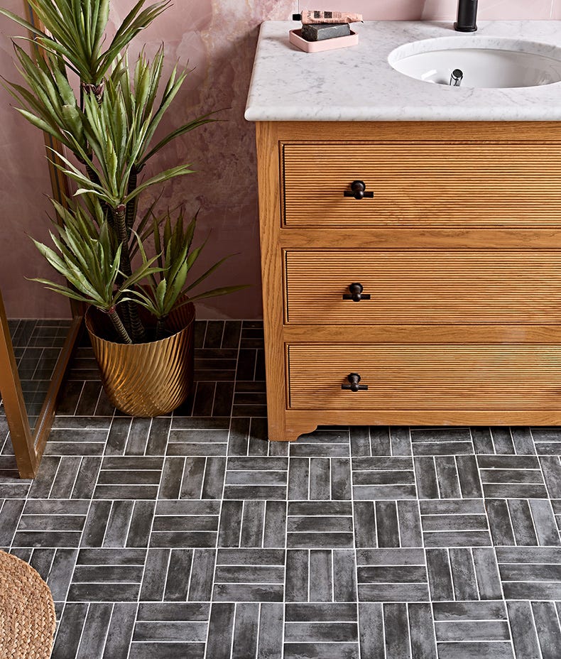 Petite Porcelain Graphite