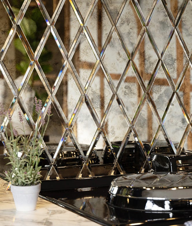 Rococo Mirror Diamond Mercury