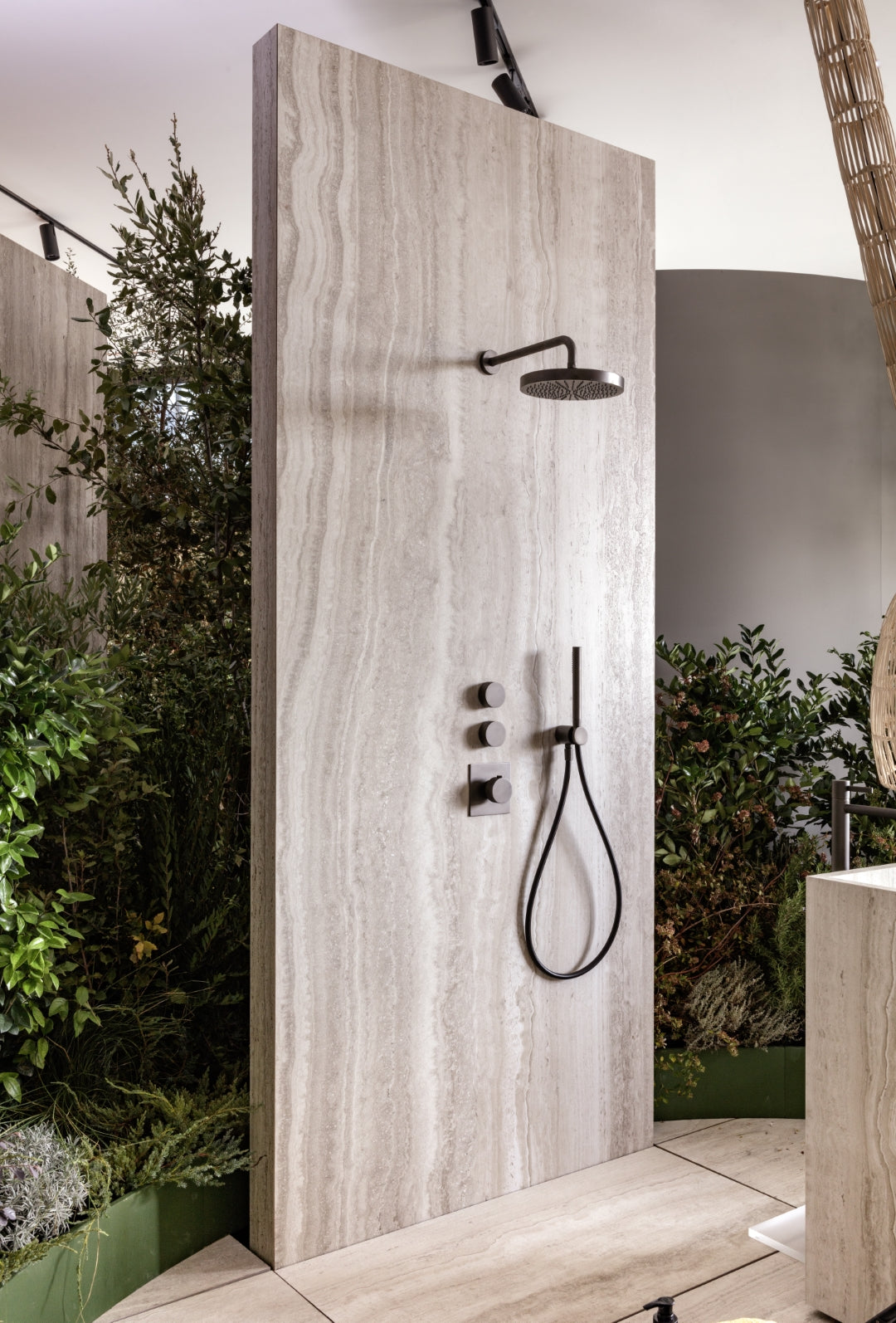 Formativo Gold Vein Cut (Room Lot)