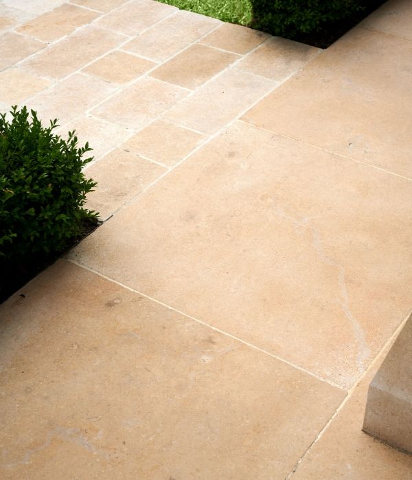 Neranjo Limestone Tumbled & Etched Finish