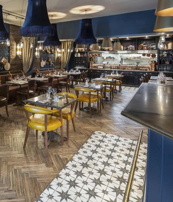 Spitalfields Ceramic Retro Star Black