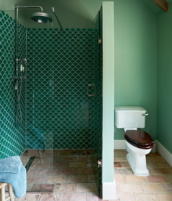 Atlantis Scallop Porcelain Emerald