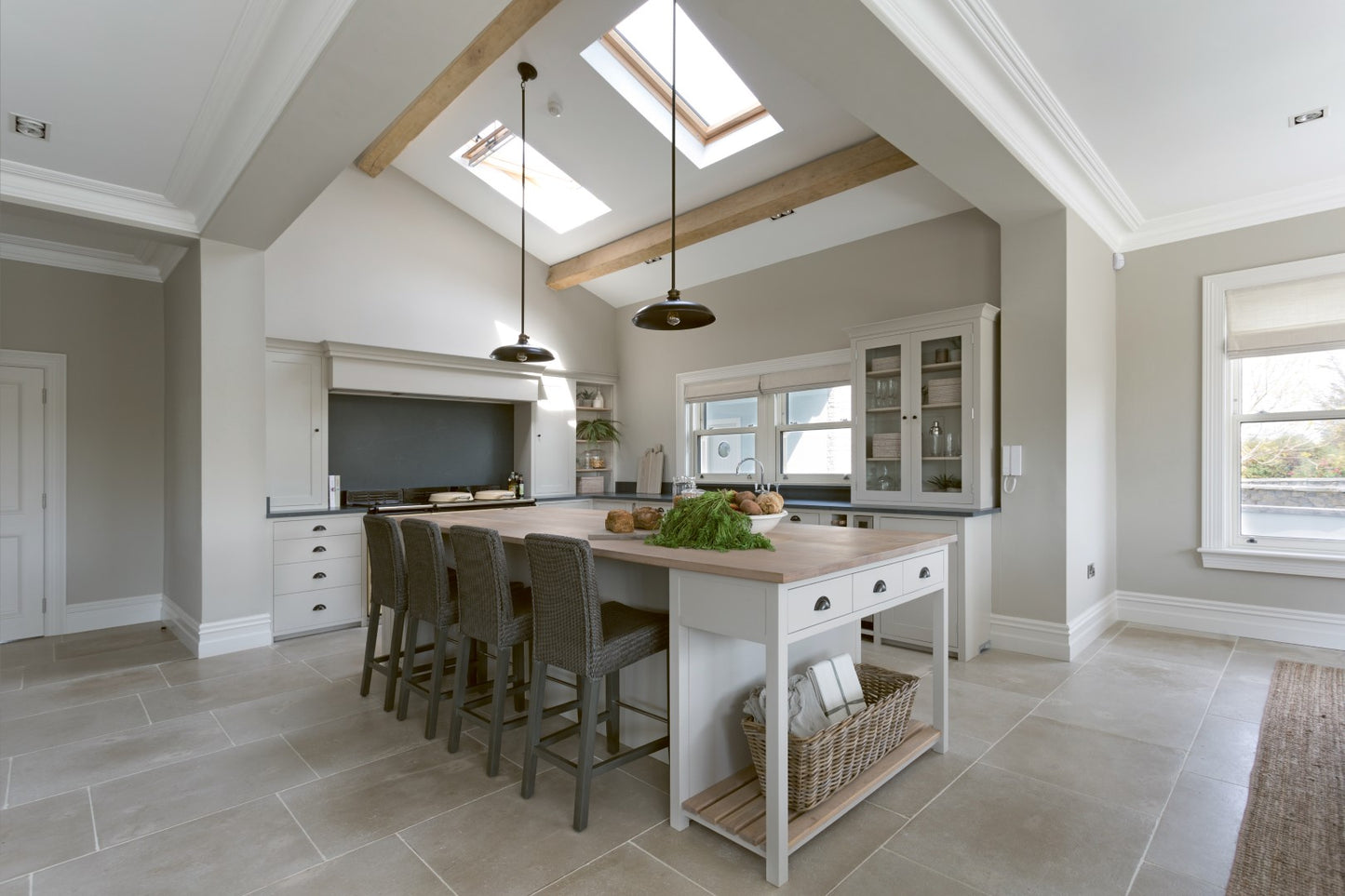 Eiffel Limestone Tumbled Finish