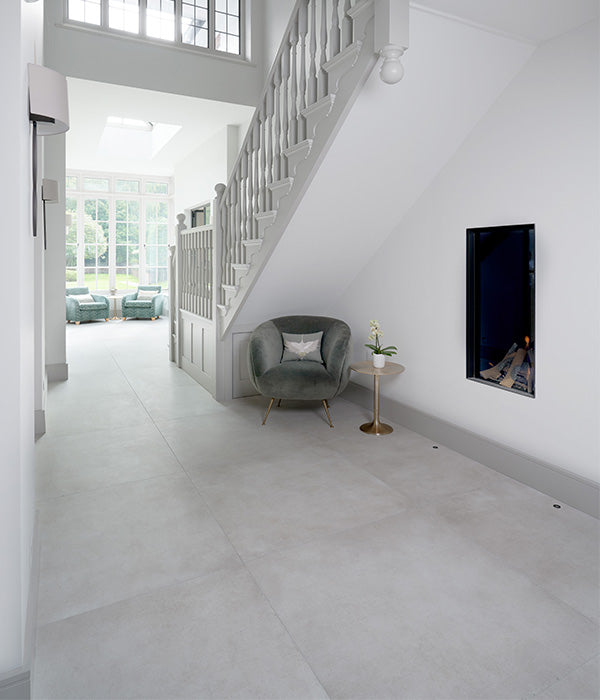 Louvre Porcelain Blanc