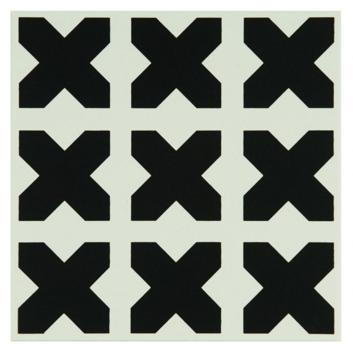 Babylonian Black on Dover White