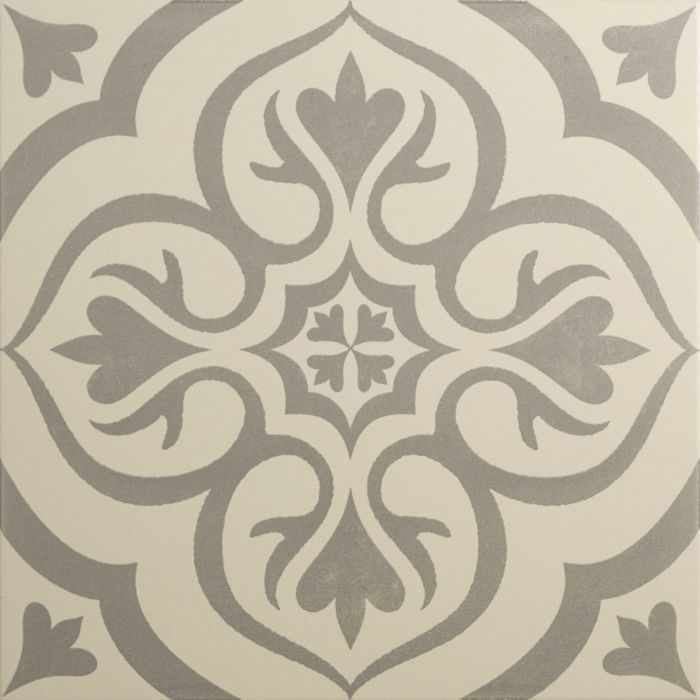 Knightshayes Light Grey on Chalk