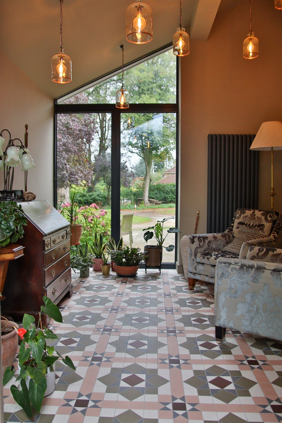 Victorian Floor Tiles in the Chatsworth Pattern - Foyer, North Yorkshire - Horners Tiling