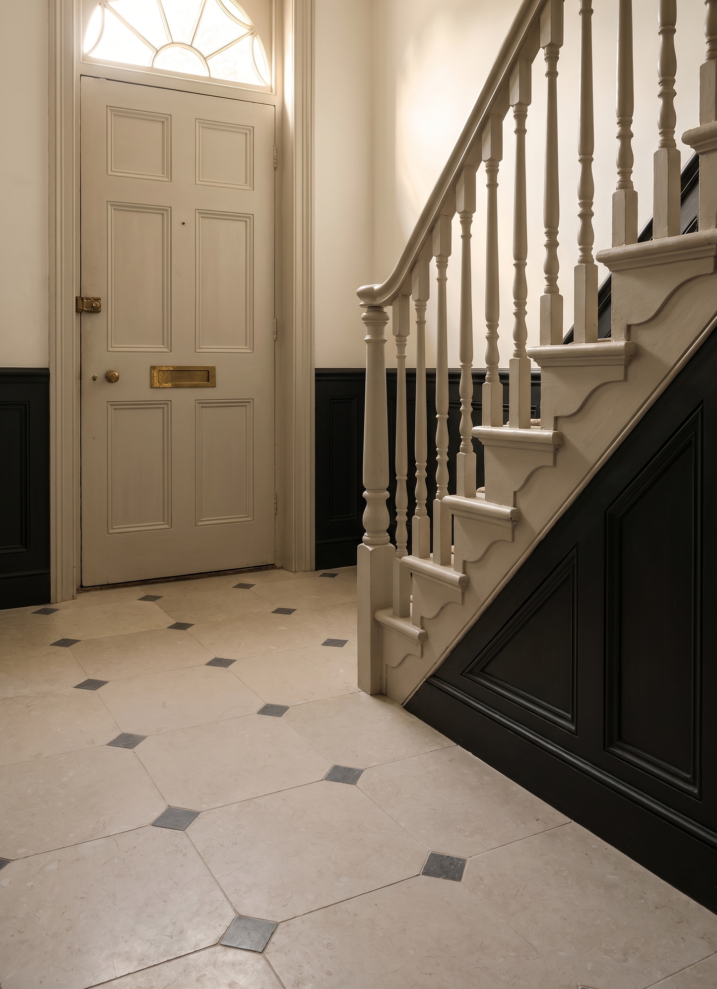 Elsham Limestone Octagon & Dot Tumbled Finish