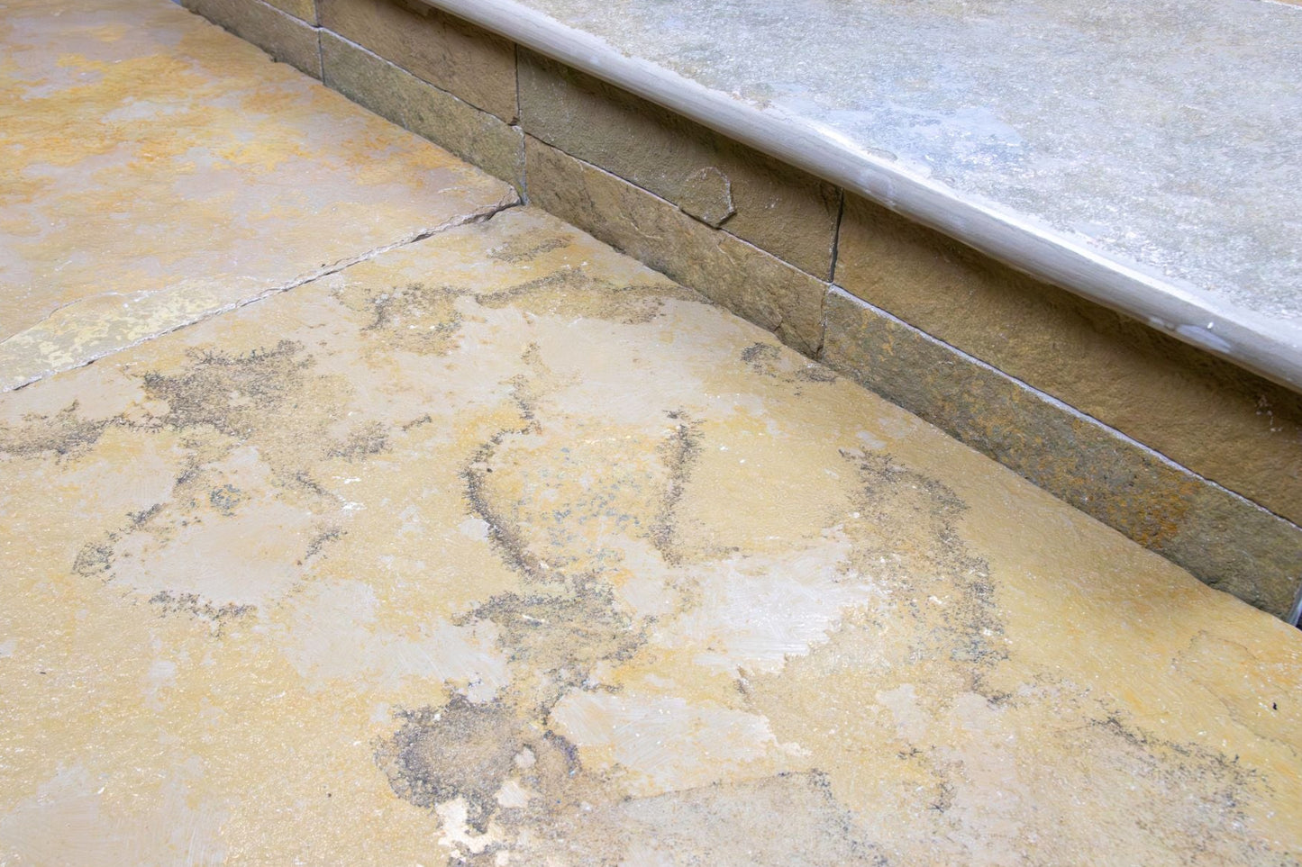 Elkstone Yellow Tumbled Herringbone