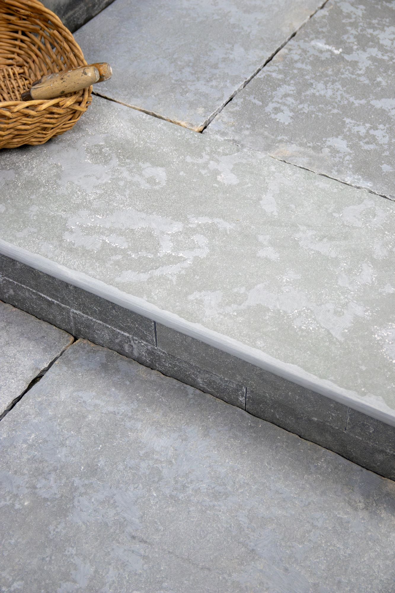 Elkstone Grey Worn & Tumbled Bullnose Step With Rain Drip