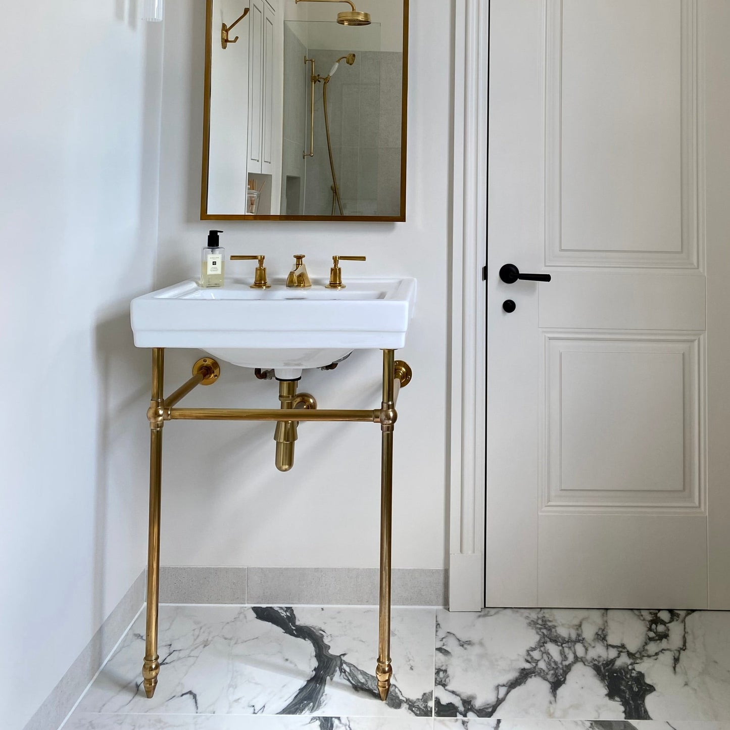 Magnifica Calacatta Alitissimo Natural (Room Lot)