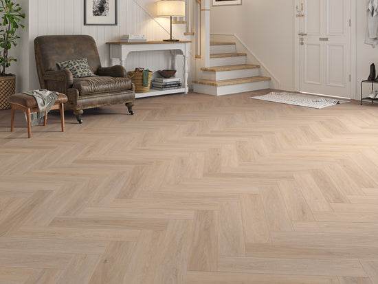 Benmore Brown Oak Herringbone 6.5/0.5mm Click SPC