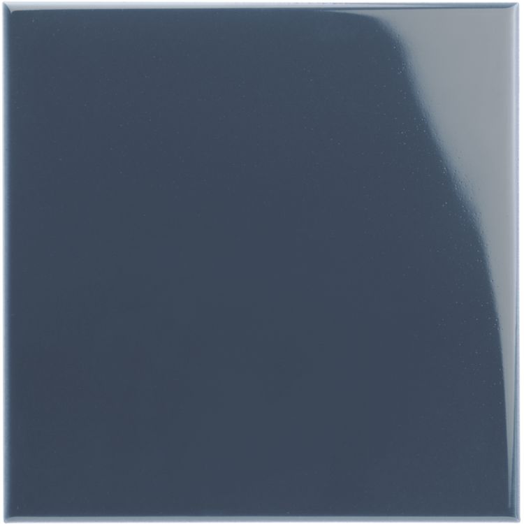 Artworks Field Tile