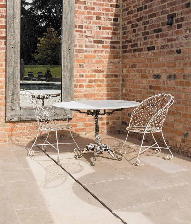 buscot-limestone-tumbled-&-etched-finish