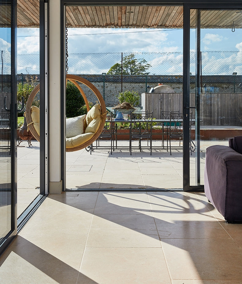 buscot-limestone-tumbled-&-etched-finish