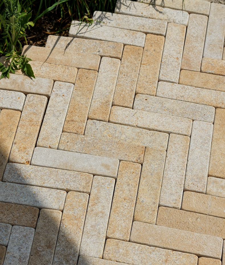 buscot-limestone-klinkers-tumbled-&-etched-finish
