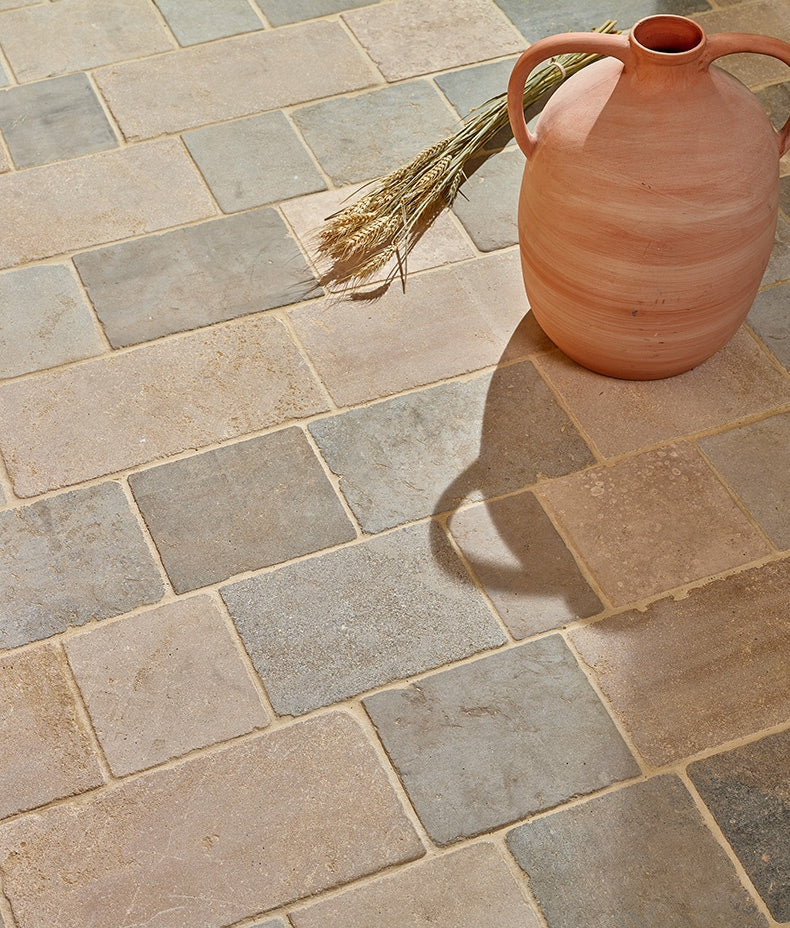 castilan-cobbles-tumbled-finish