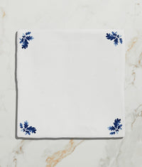 Dyrham Dairy Ceramic Oak Leaf Corner Decor