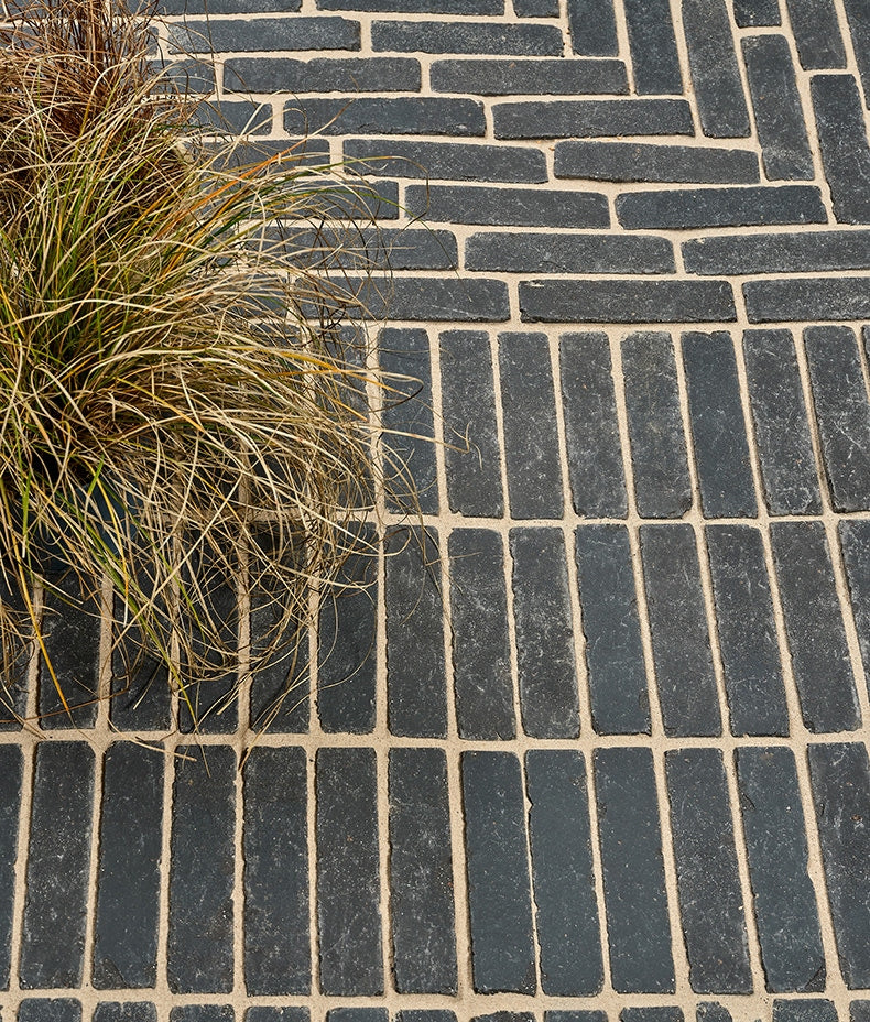 flanders-charcoal-tumbled-finish