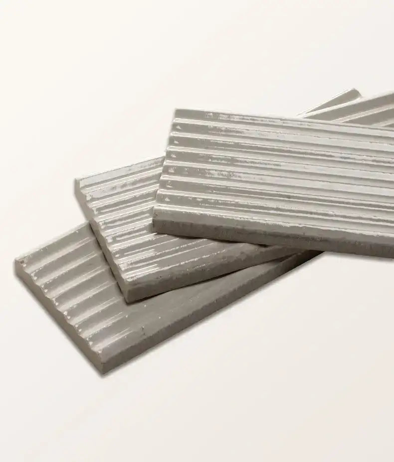 fontenay-pleated-gloss-finish