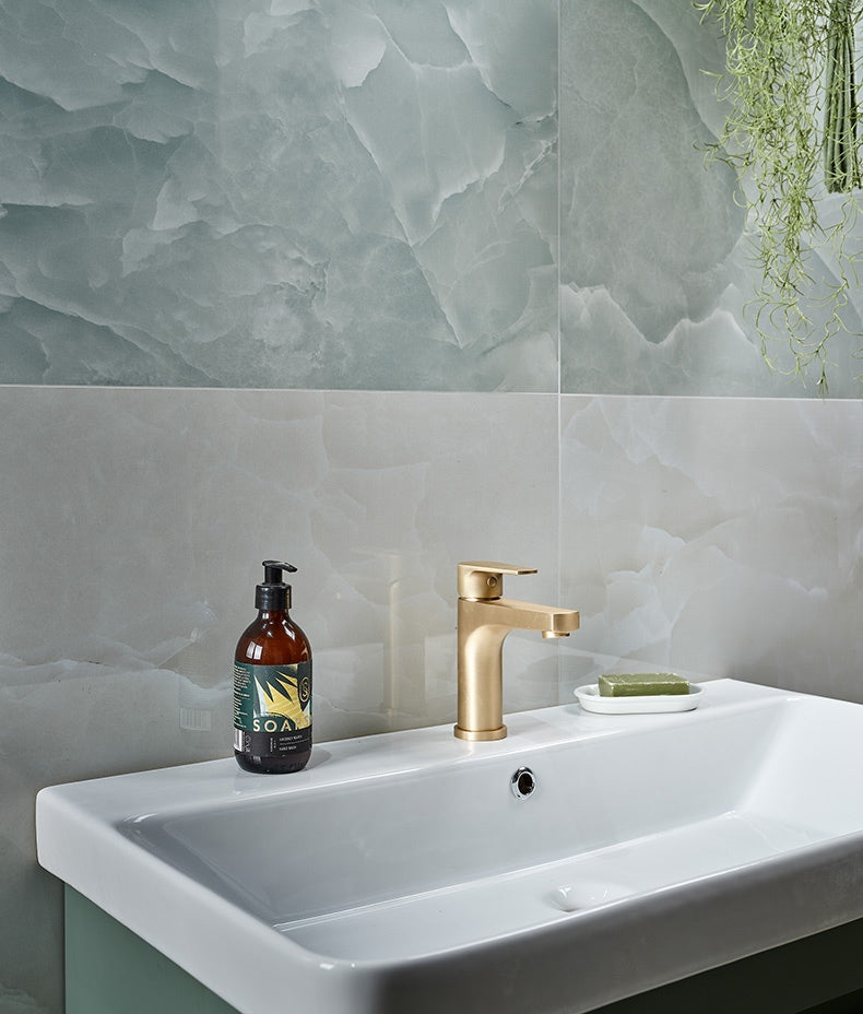 illusion-onyx-mist-polished-finish
