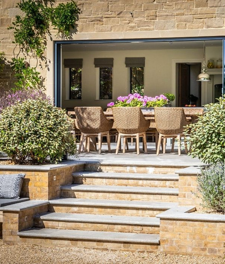 kimmeridge-paving-tumbled-&-etched-finish