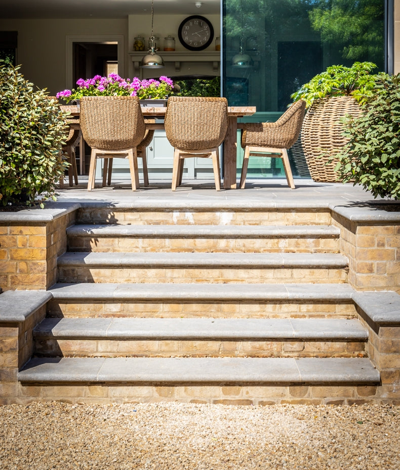 kimmeridge-paving-tumbled-&-etched-finish