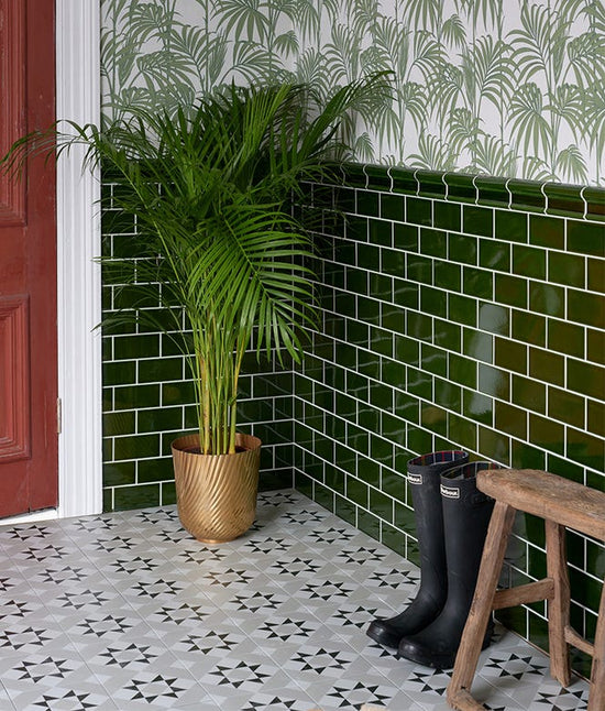 Victorian Style Wall Olive Green Metro Glaze Crackle Glaze Finish