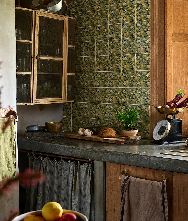 studio-nonna's-kitchen-sorrento-azzuro-gloss-finish