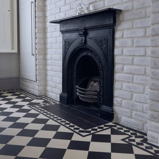 Oxford 151mm - Black & Dover White