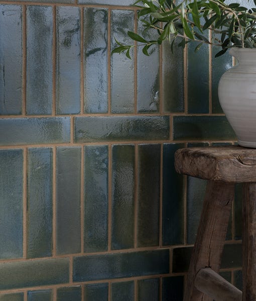 stone-glaze-ceramic-winter-pond-gloss