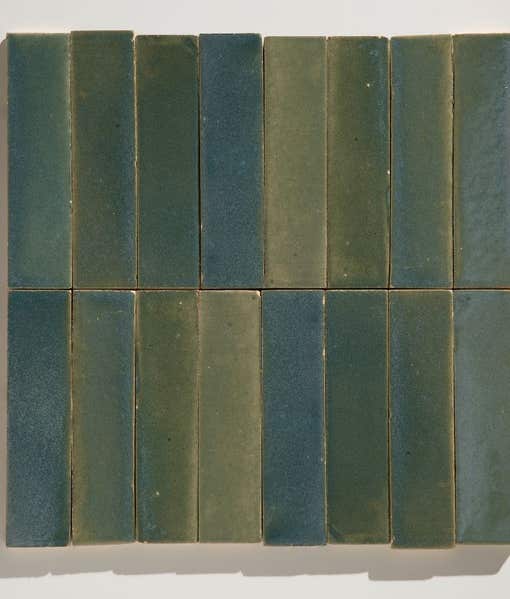 stone-glaze-ceramic-winter-pond-gloss