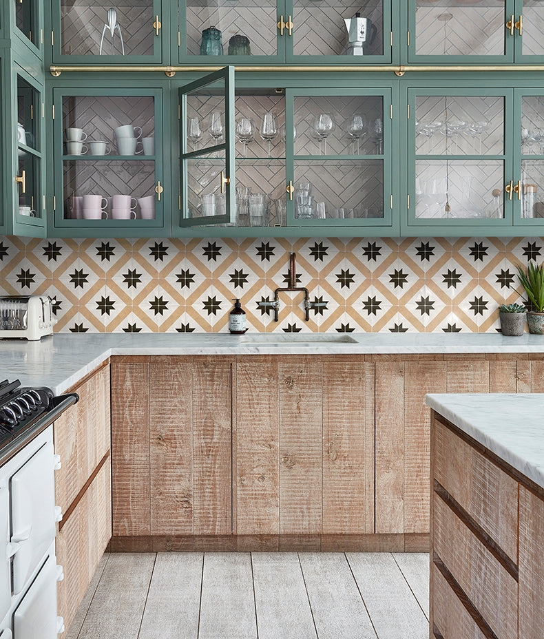 studio-etoile-brown-star-gloss-finish