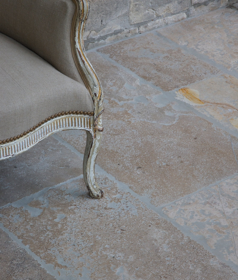 vieux-bourgogne-antiqued-finish