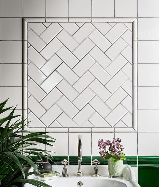 Victorian Style Wall Antique White Square Glaze Crackle Glaze Finish