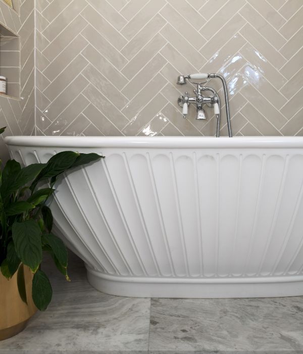 Carter Ceramic Ecru