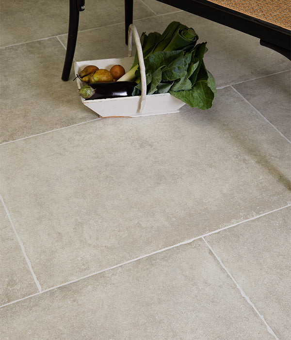 Pierre Porcelain Gris