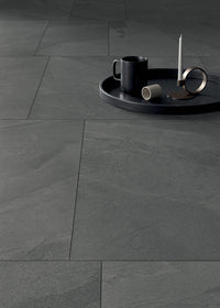Kuro Pencil Grey